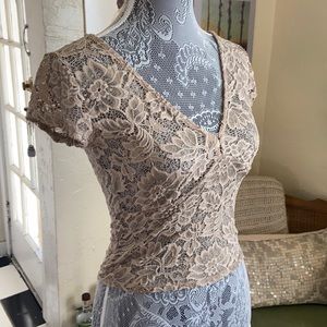 Lace V Neck T-Shirt, Tan.